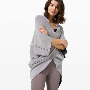Lululemon exaltation wrap O/S